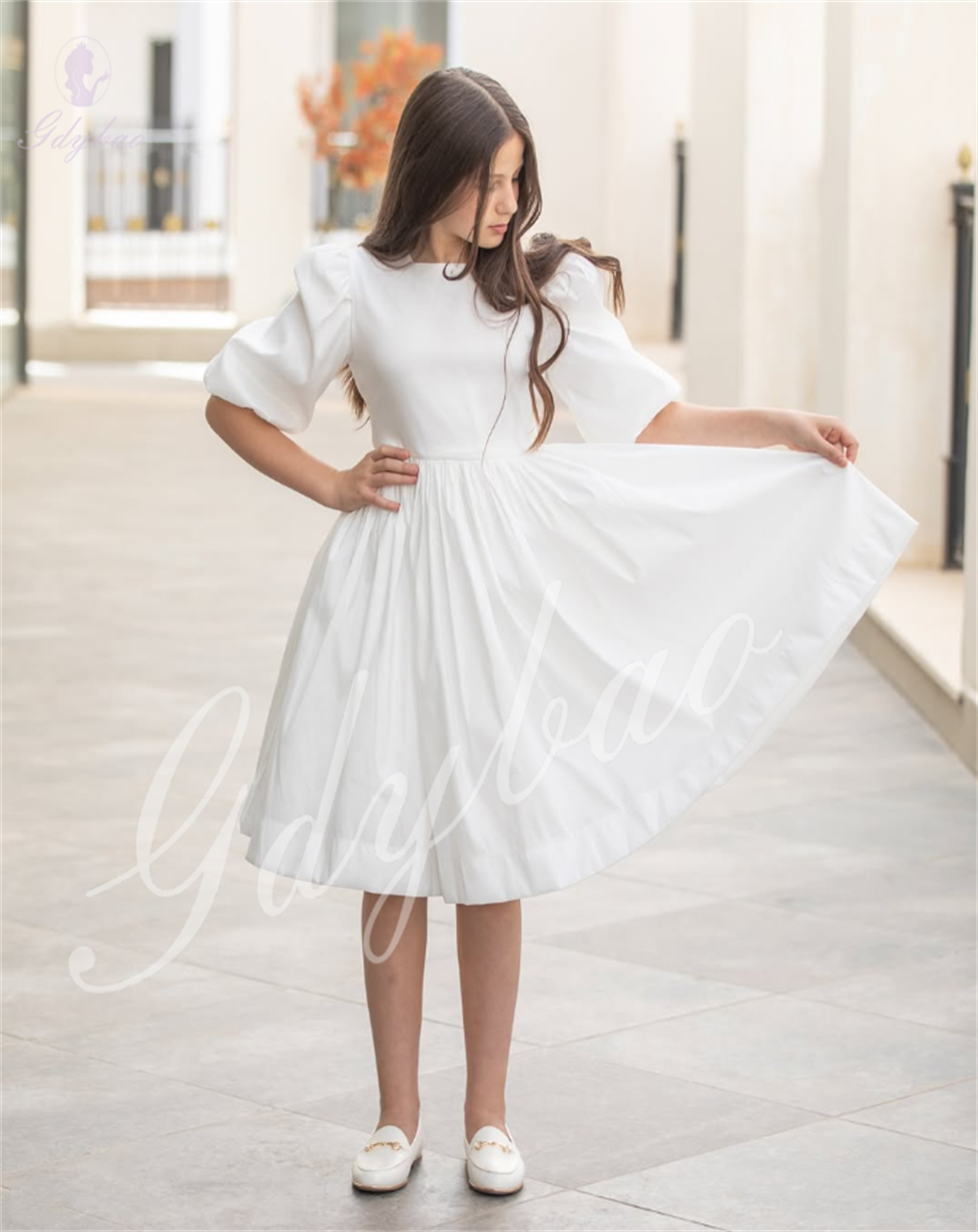 White Square Neckline Satin Gi - Crossfit Event ulasan dan harga